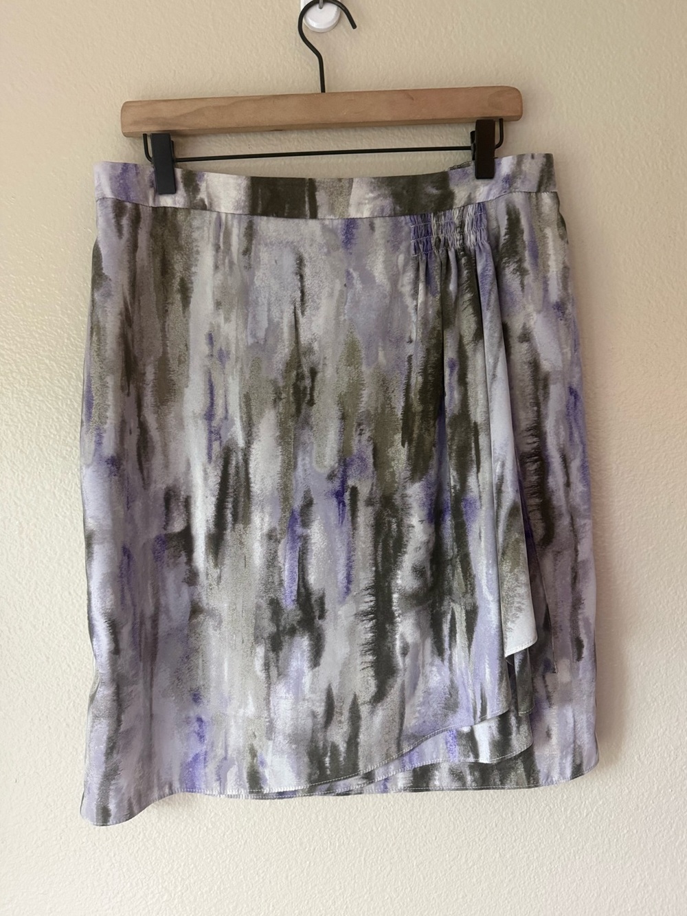 ❇️Chico's Lavender and Olive Watercolor Skirt 2 for $22❇️